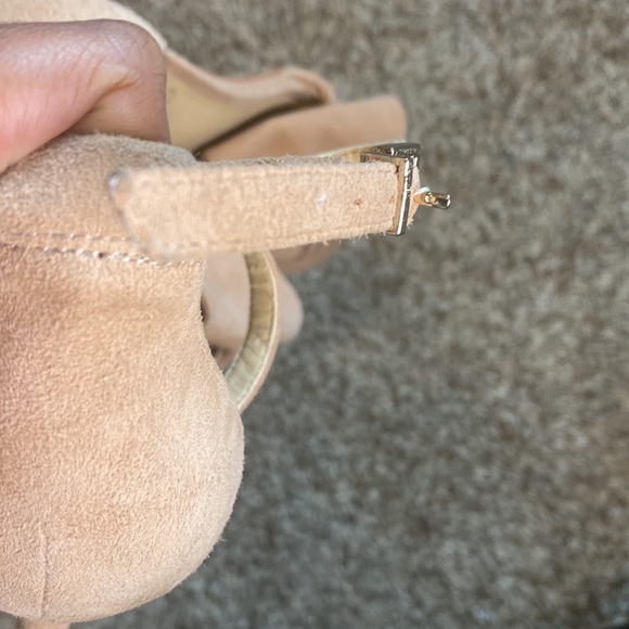 Vince Camuto Nestey Rose Tan Suede Heels 8.5 - Picture 8 of 12